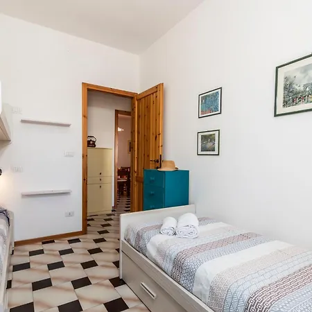 Coral House With Shared Pool And Sea View Lejlighed Alghero