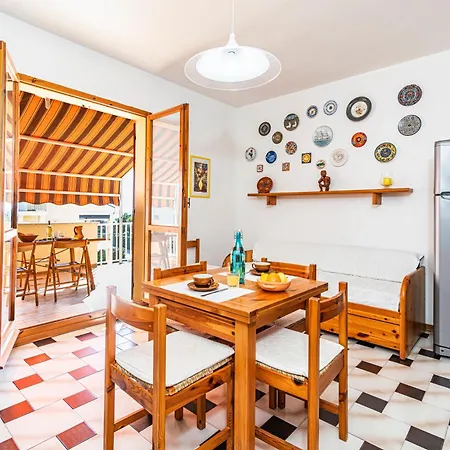 Coral House With Shared Pool And Sea View Alghero