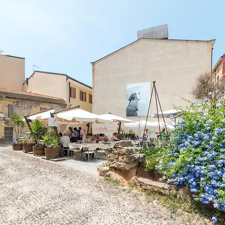 Apartmán Coral House With Shared Pool And Sea View